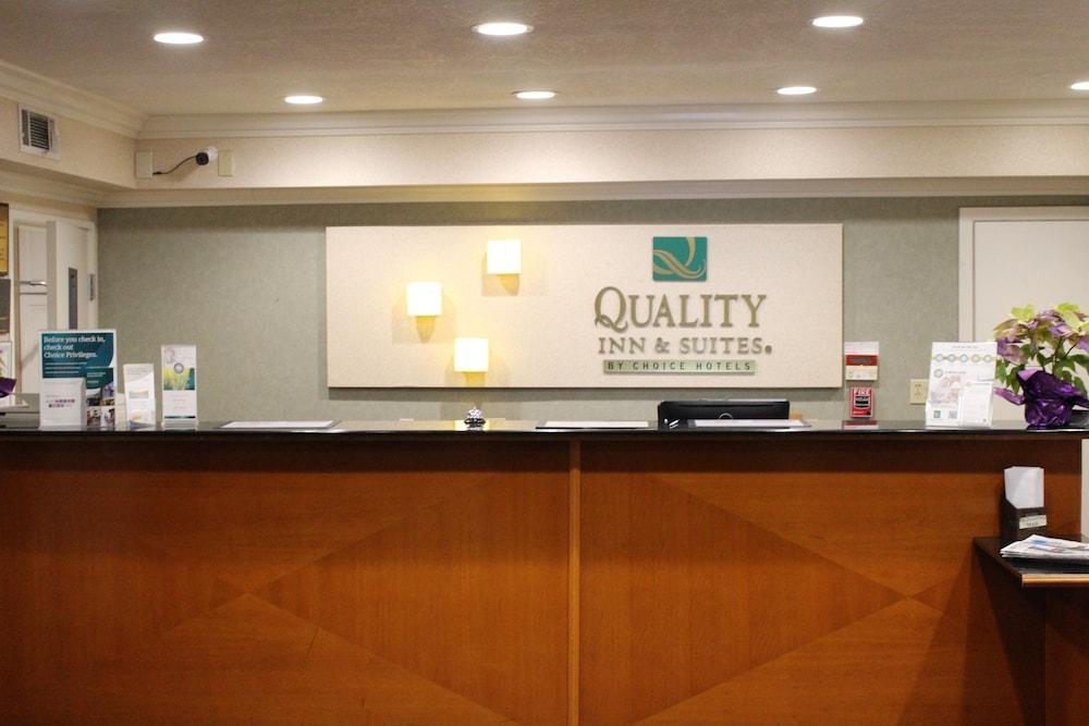 Quality Inn & Suites Oceanside Near Camp Pendleton Exteriör bild